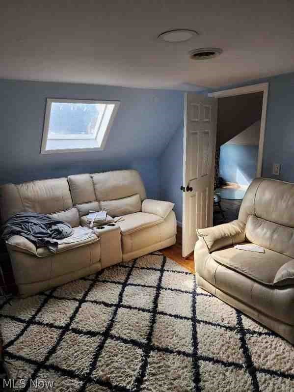 1588 S Green Road South Euclid OH 44121