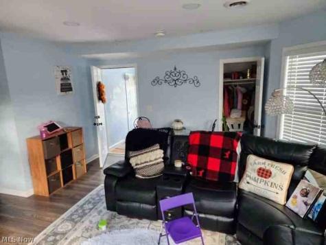 1588 S Green Road South Euclid OH 44121