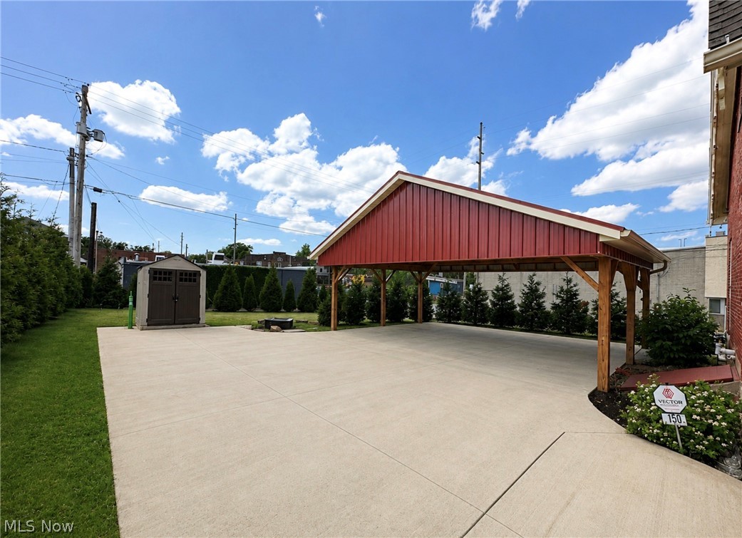 159 N Walnut Street Mansfield OH 44902
