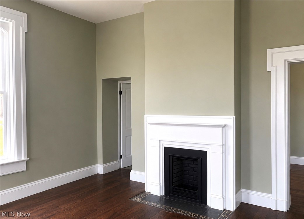 159 N Walnut Street Mansfield OH 44902
