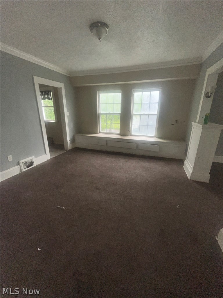 4015 E 143rd Street Cleveland OH 44128