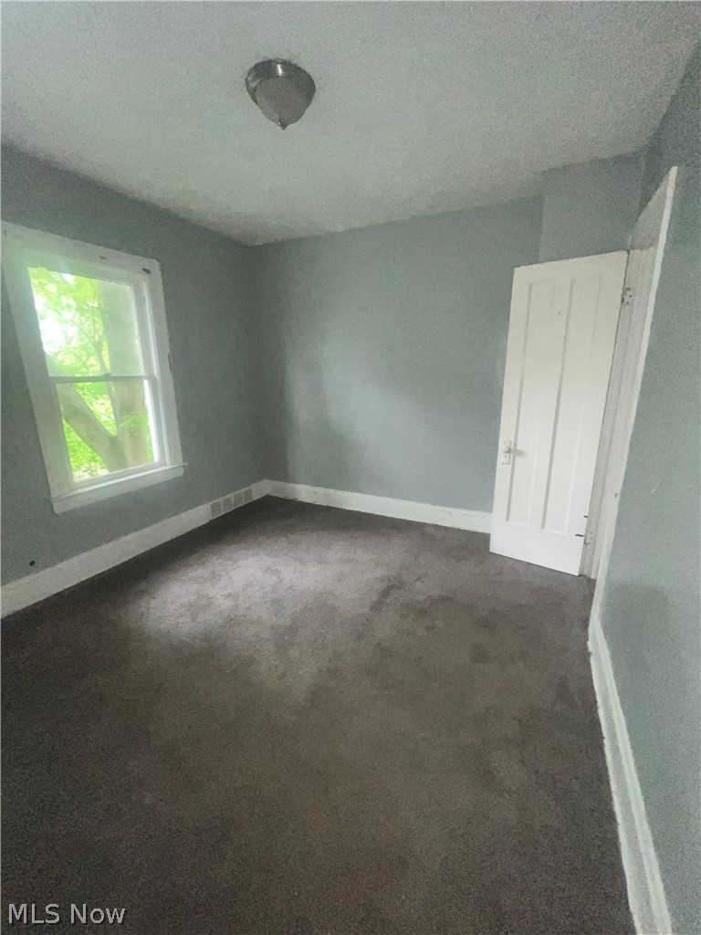 4015 E 143rd Street Cleveland OH 44128