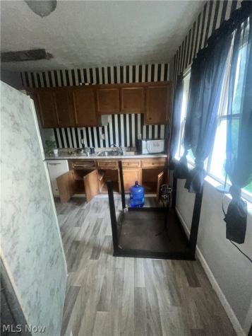 4015 E 143rd Street Cleveland OH 44128