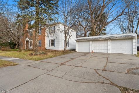 19208 Chagrin Shaker Heights OH 44122