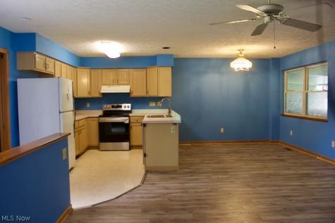 2670-2672 Graham Road Stow OH 44224