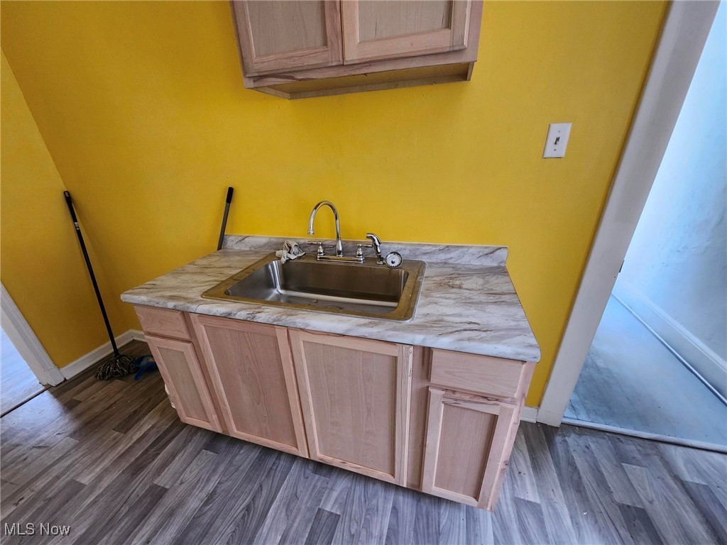 3443 Regent Road Cleveland OH 44127