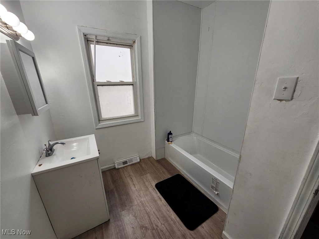 3443 Regent Road Cleveland OH 44127