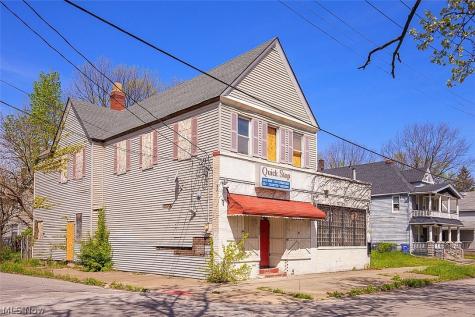 1054 E 71st Street Cleveland OH 44103