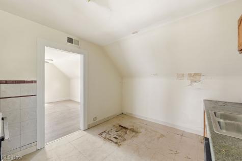 2314 Tate Avenue Cleveland OH 44109
