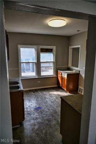 7626 Connecticut Avenue Cleveland OH 44105