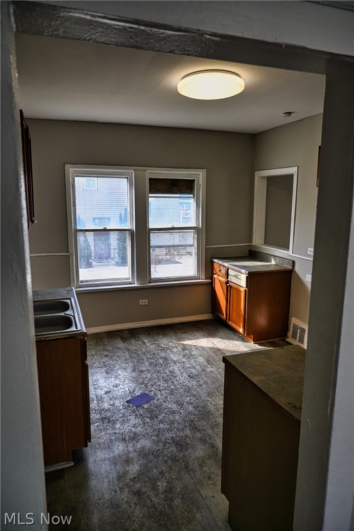 7626 Connecticut Avenue Cleveland OH 44105