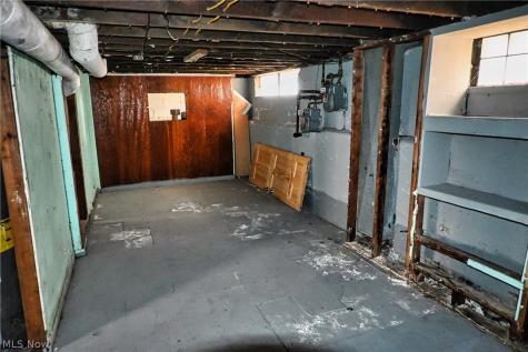 7626 Connecticut Avenue Cleveland OH 44105
