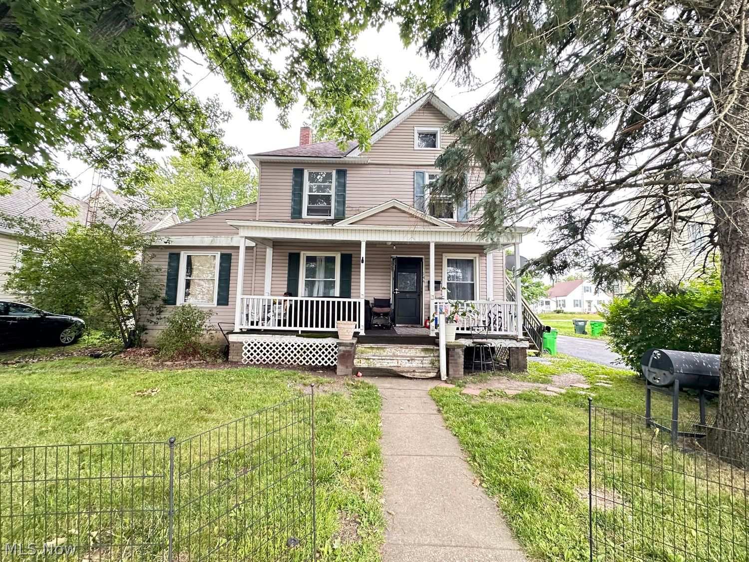 144 W Cambridge Street Alliance OH 44601