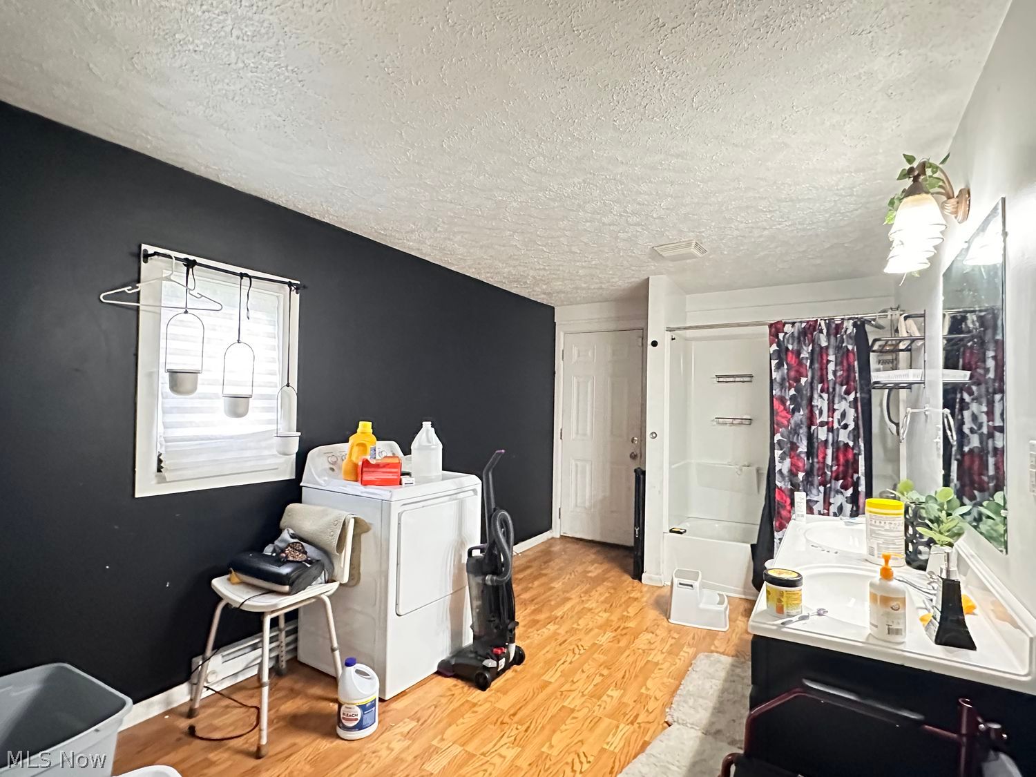 144 W Cambridge Street Alliance OH 44601