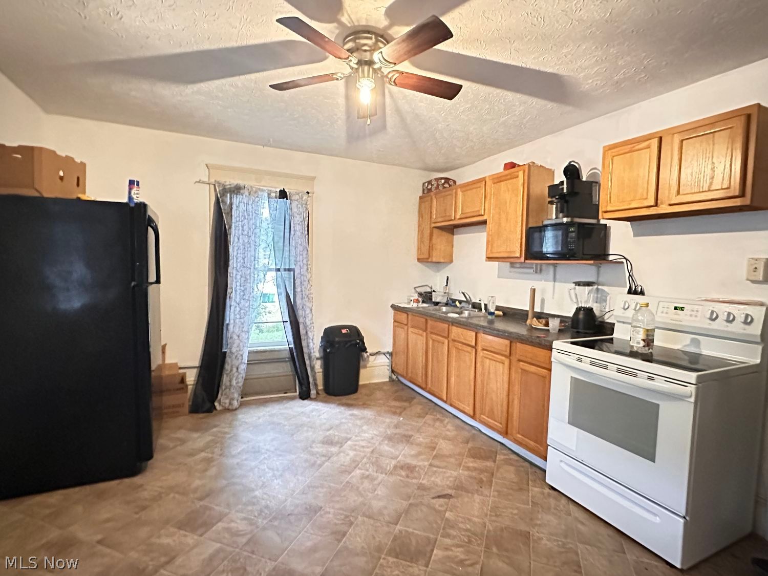 144 W Cambridge Street Alliance OH 44601