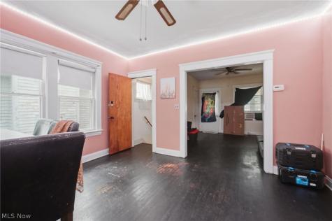 15715 School Avenue Cleveland OH 44110