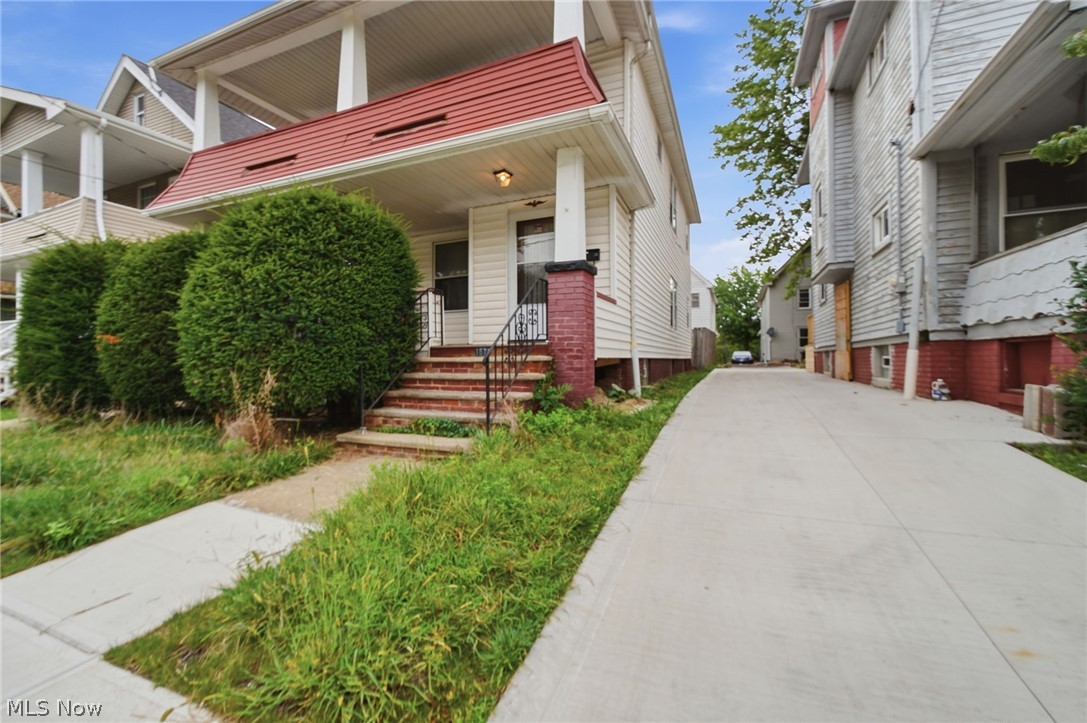 15715 School Avenue Cleveland OH 44110