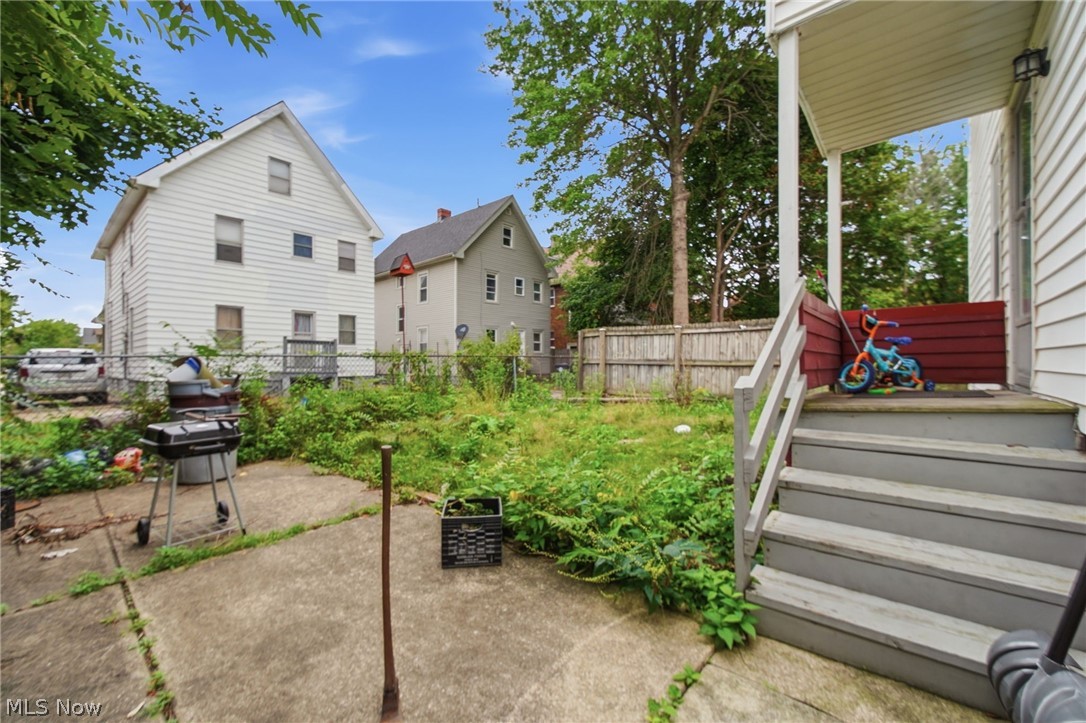 15715 School Avenue Cleveland OH 44110