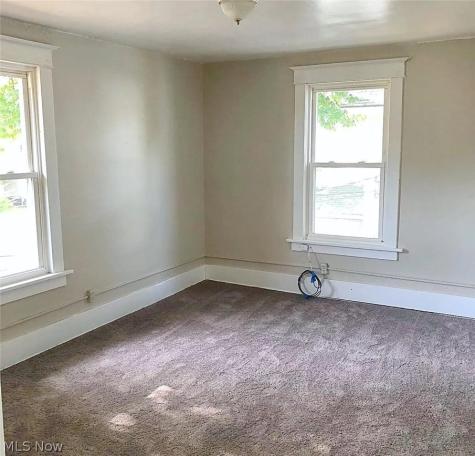 862 9th Street NE Massillon OH 44646
