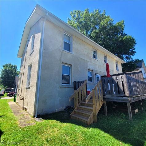 862 9th Street NE Massillon OH 44646