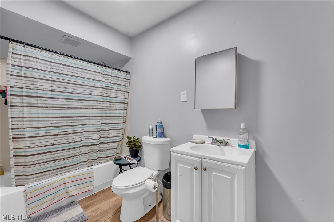 9607 Sophia Avenue Cleveland OH 44104