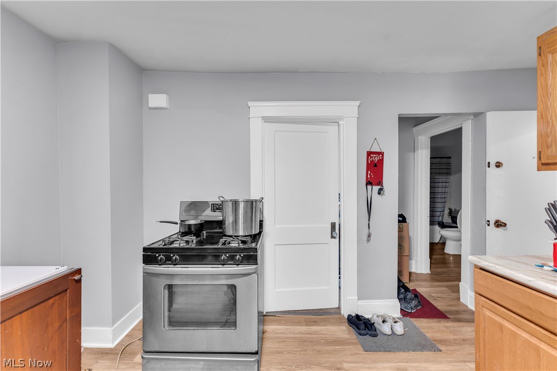 9607 Sophia Avenue Cleveland OH 44104