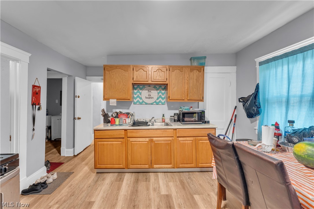 9607 Sophia Avenue Cleveland OH 44104