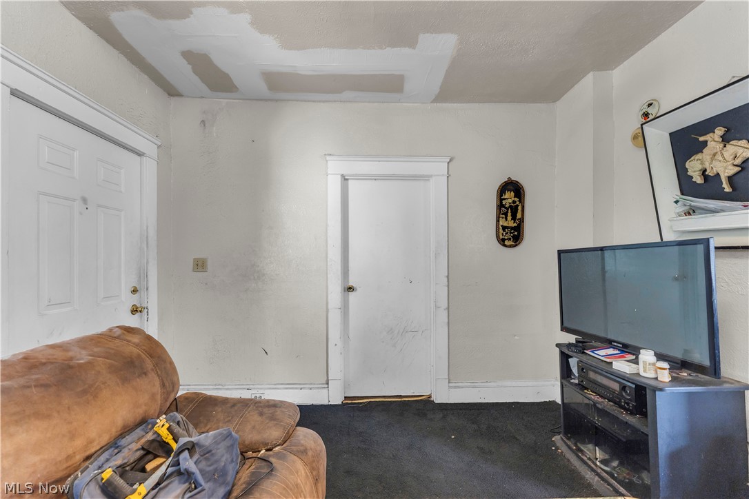 9607 Sophia Avenue Cleveland OH 44104