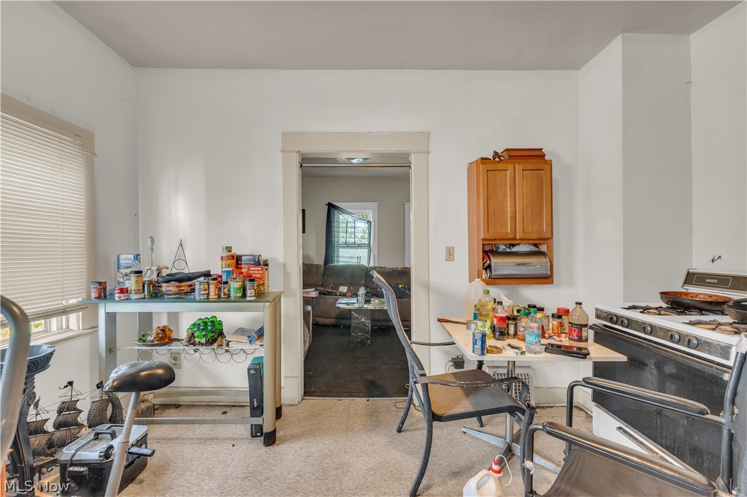 9607 Sophia Avenue Cleveland OH 44104