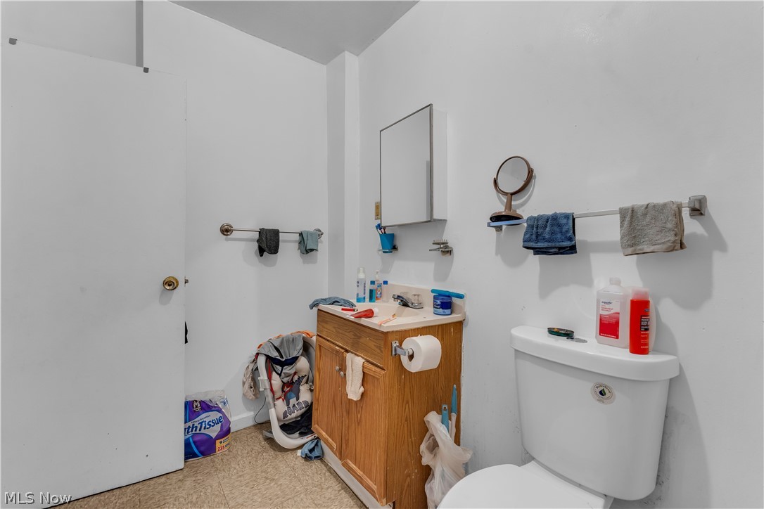 9607 Sophia Avenue Cleveland OH 44104