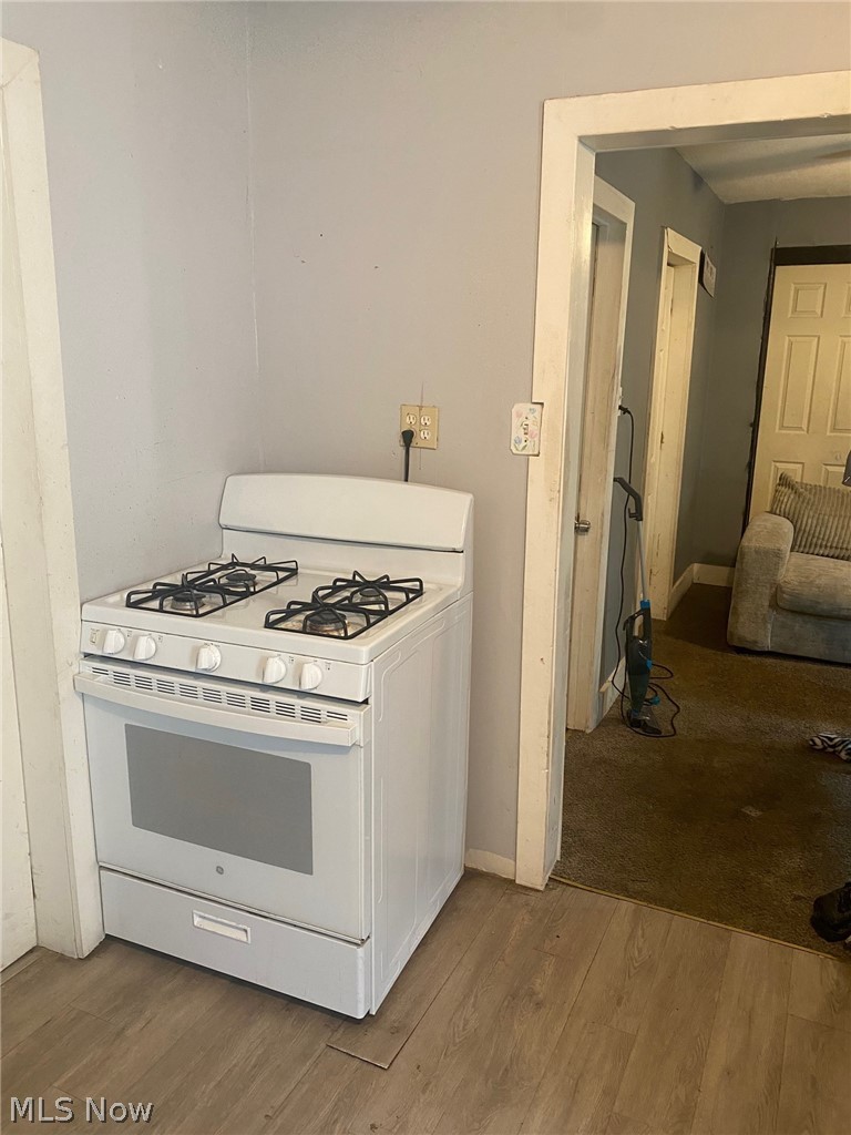 2060 W 44th Street Cleveland OH 44113