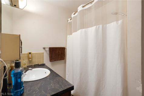 3340 Mollane Street NW Massillon OH 44646