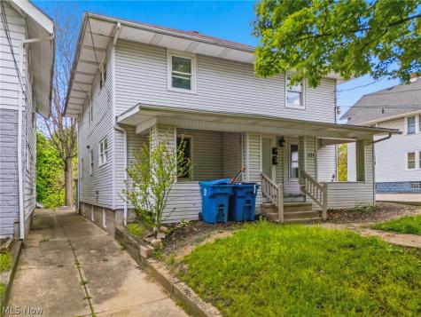 1224 Pondview Avenue Akron OH 44305
