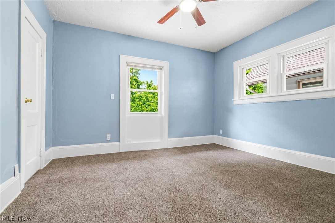 1224 Pondview Avenue Akron OH 44305