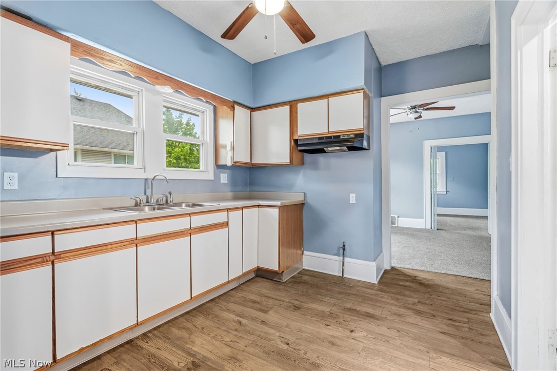 1224 Pondview Avenue Akron OH 44305