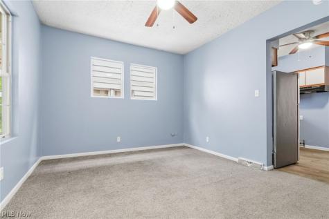 1224 Pondview Avenue Akron OH 44305