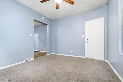 1224 Pondview Avenue Akron OH 44305