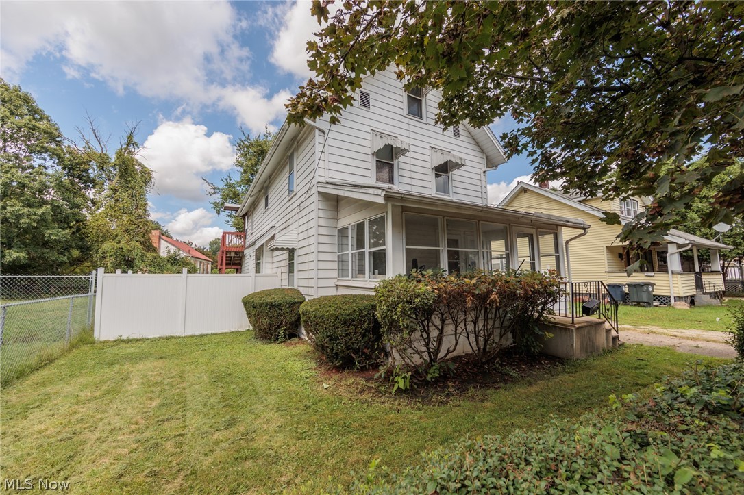 1211 California Avenue Akron OH 44314