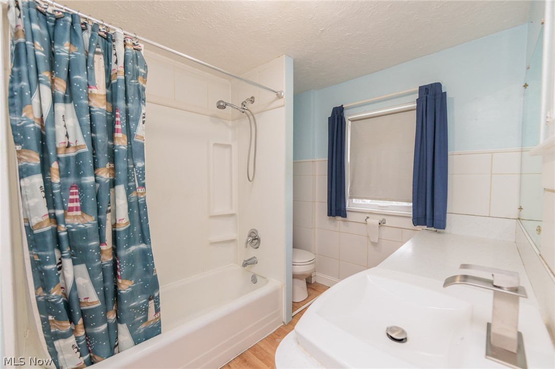 1211 California Avenue Akron OH 44314