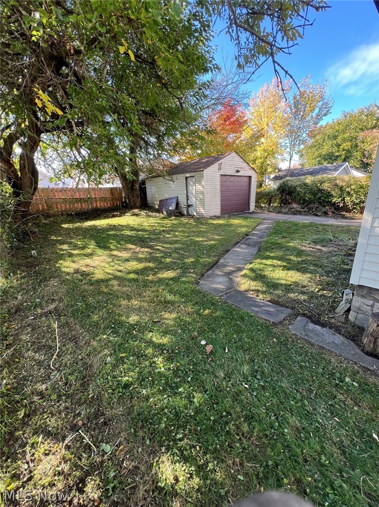 2215 Hood Avenue Cleveland OH 44109