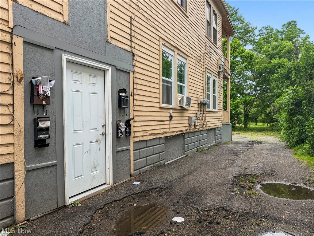 3464 E 116th Street Cleveland OH 44120