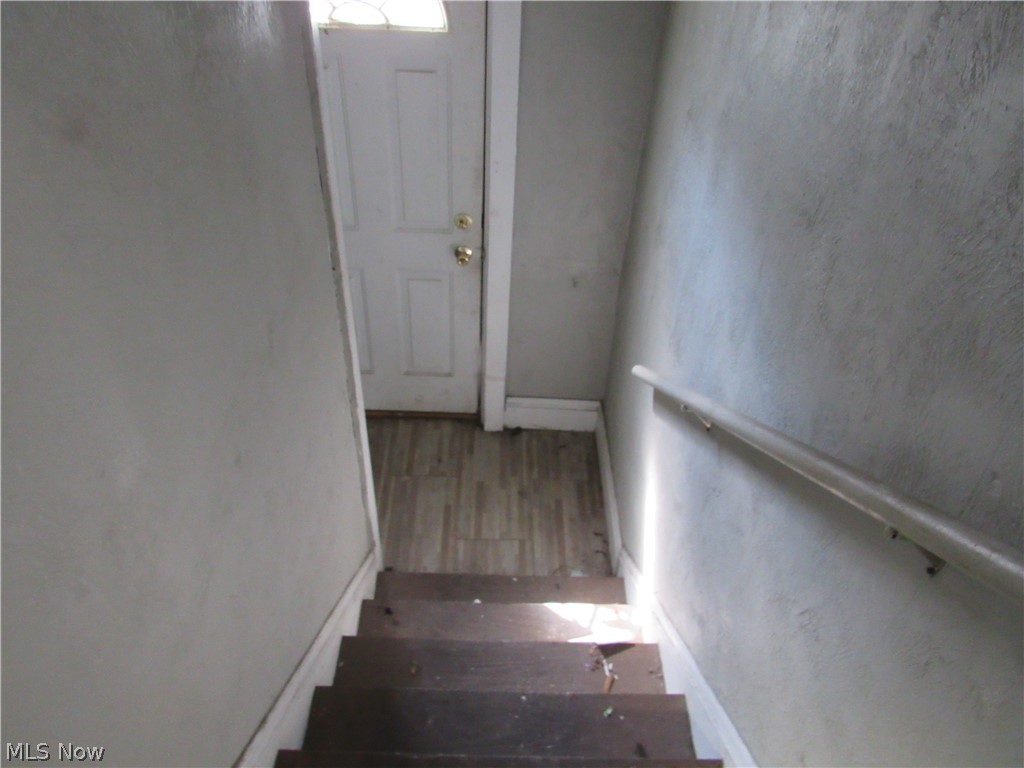 1427 E 133rd Street East Cleveland OH 44112