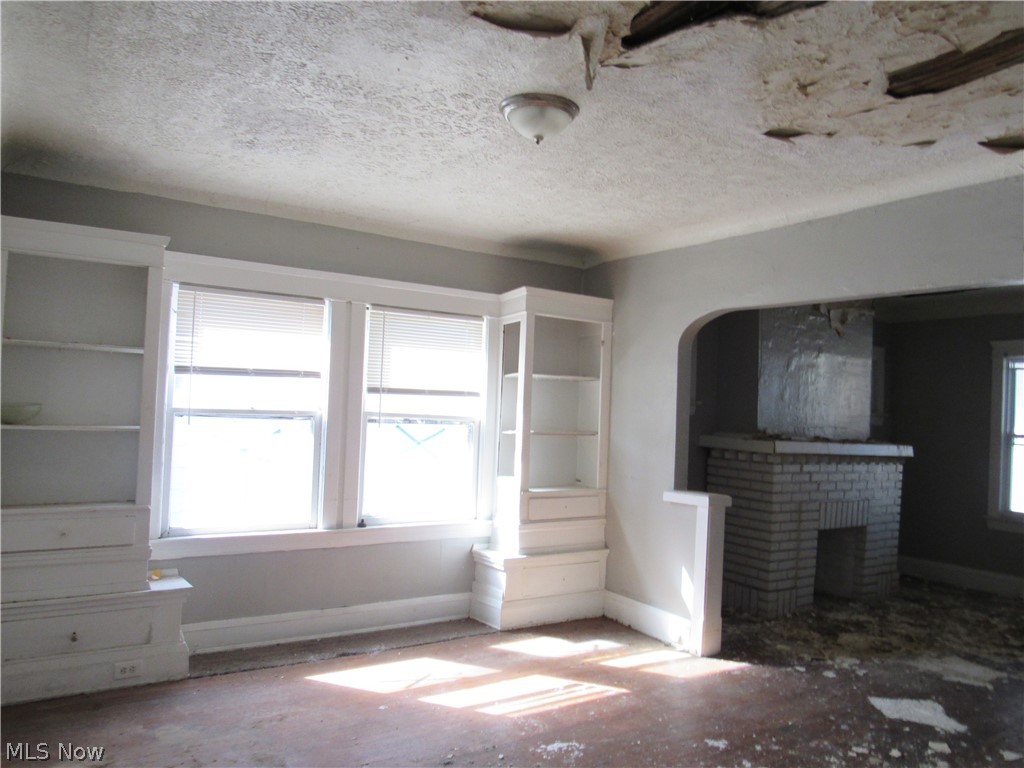 1427 E 133rd Street East Cleveland OH 44112