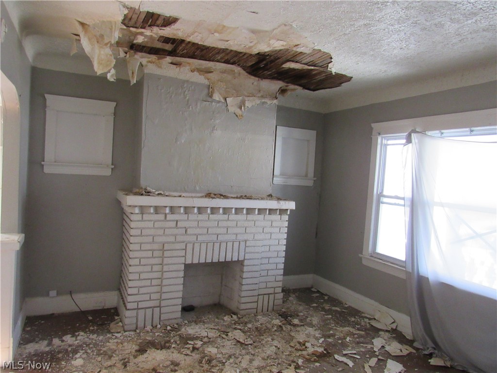 1427 E 133rd Street East Cleveland OH 44112