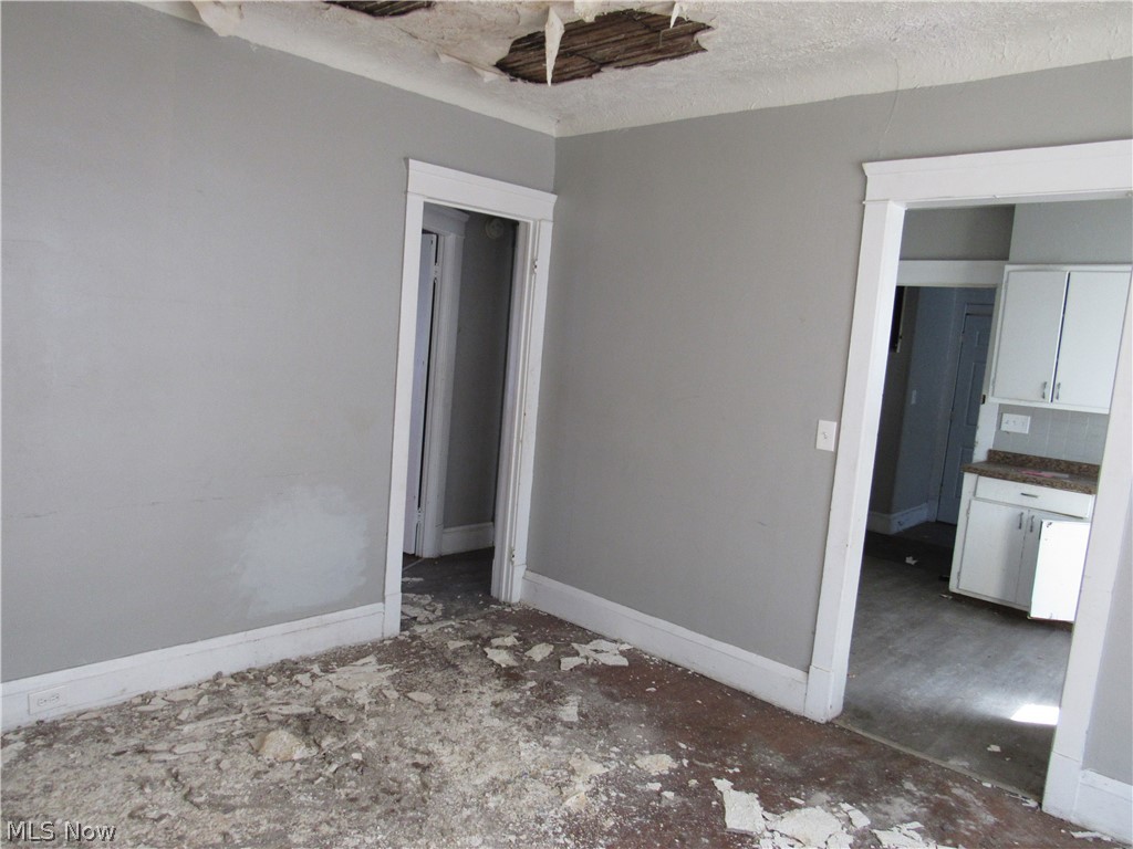 1427 E 133rd Street East Cleveland OH 44112