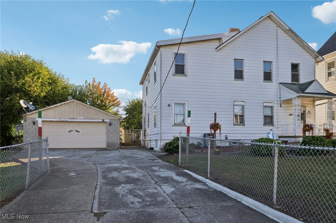 1357 W 69th Street Cleveland OH 44102