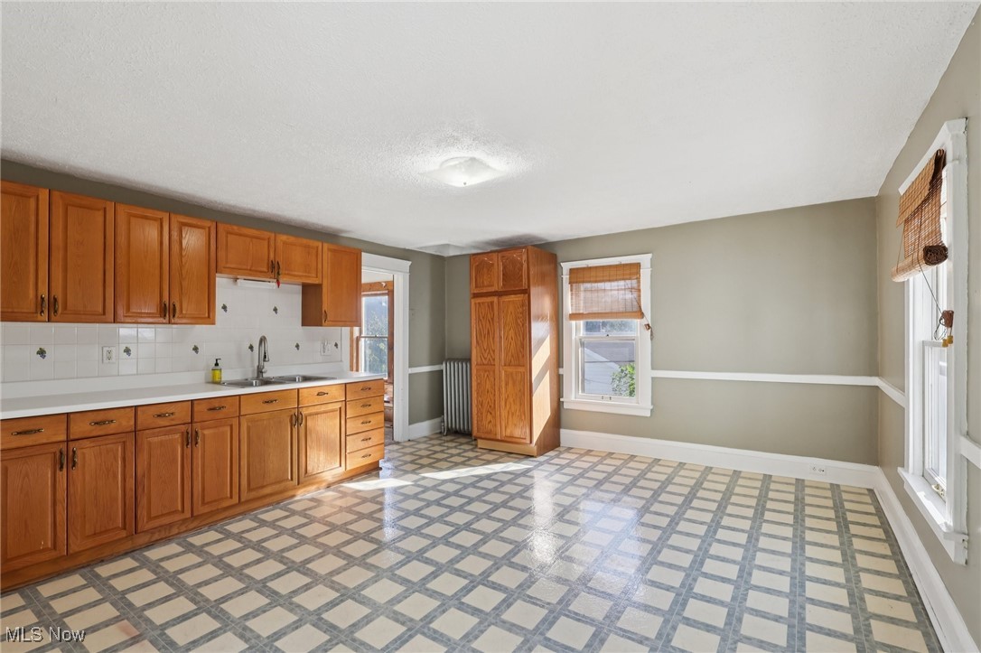 1357 W 69th Street Cleveland OH 44102