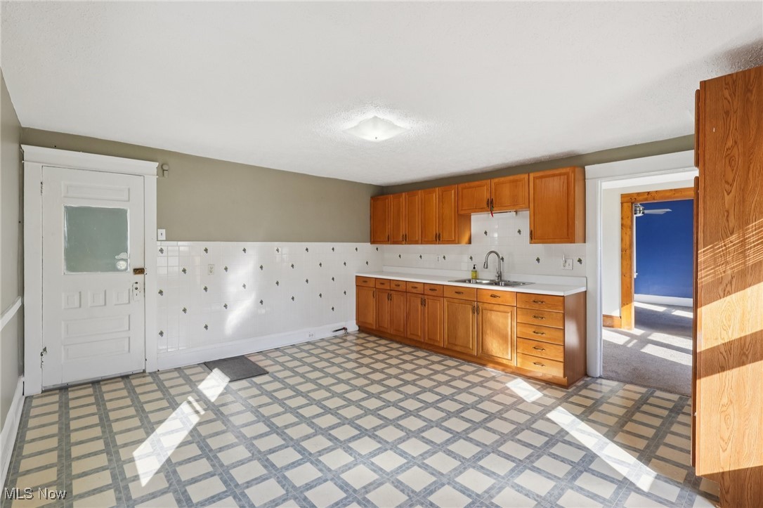 1357 W 69th Street Cleveland OH 44102