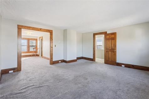 1357 W 69th Street Cleveland OH 44102