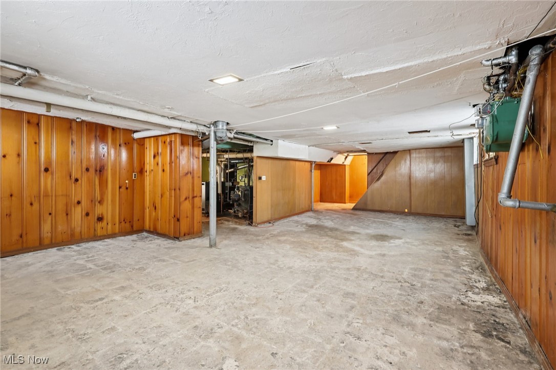 1357 W 69th Street Cleveland OH 44102